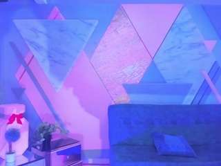 keytin-thomson Live Webcam on CamSoda
