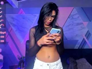 keytin-thomson Live Webcam on CamSoda