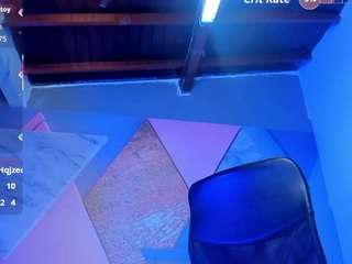 keytin-thomson Live Webcam on CamSoda