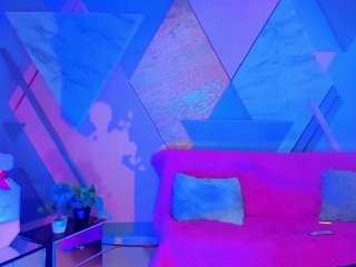 keytin-thomson Live Webcam on CamSoda