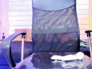 keytin-thomson Live Webcam on CamSoda