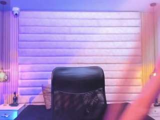 keytin-thomson's CamSoda show and profile