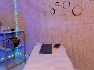 mia-gothzx Live Webcam on CamSoda