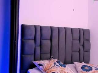 Mia-Gothzx live webcam show