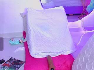 alliciakim18 live webcam show