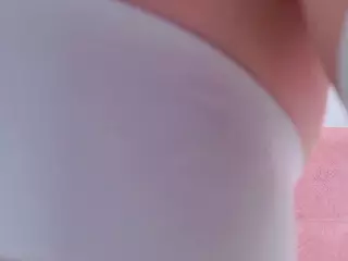AlliciaKim18's Live Sex Cam Show