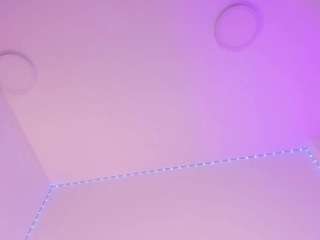 cristiina-presle... Live Webcam on CamSoda