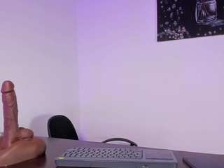 Live webcam model cristiina-presley on Soda Cams