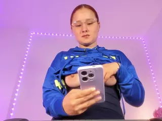 Cristiina-presley's Live Sex Cam Show