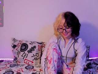  frida-lassi chat room