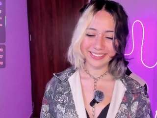 frida-lassi Live Webcam on CamSoda