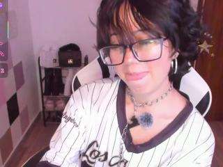 frida-lassi's CamSoda show and profile