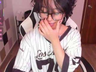 Live webcam model frida-lassi on Soda Cams