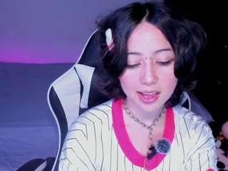 frida-lassi Live Webcam on CamSoda