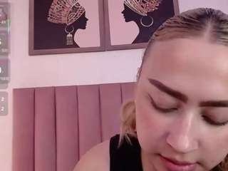 isadusan webcam model
