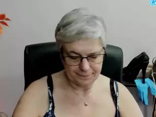IrisLust's Live Sex Cam Show