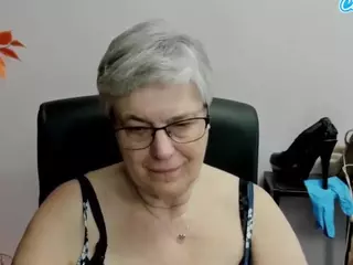 IrisLust's Live Sex Cam Show