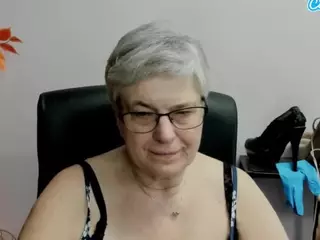 IrisLust's Live Sex Cam Show