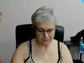 IrisLust's Live Sex Cam Show