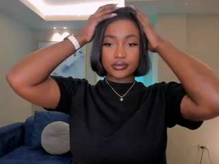 savannahstorm's CamSoda show and profile