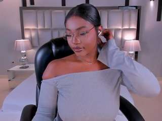 savannahstorm's live room