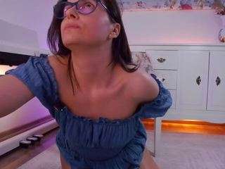 SophieeRain live cam preview