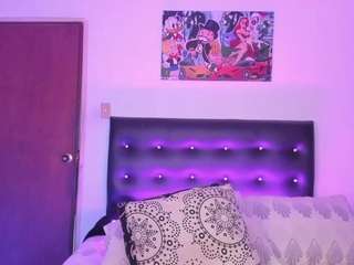 angelsjones Live Webcam on CamSoda