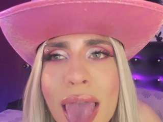 Acest model este live acum. angelsjones