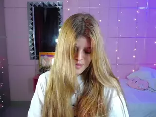 Carly-09's Live Sex Cam Show