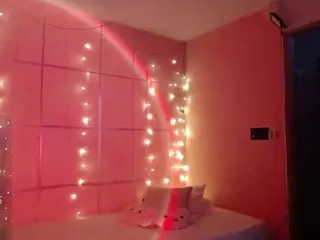 Carly-09's Live Sex Cam Show