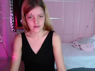 Carly-09's Live Sex Cam Show
