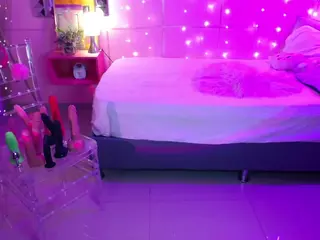 Carly-09's Live Sex Cam Show
