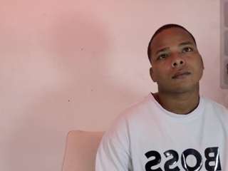 exoticcouple69's CamSoda show and profile