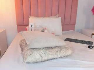 nastyalvanova Live Webcam on CamSoda