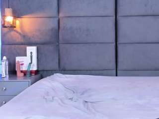 valentino-moon camsoda