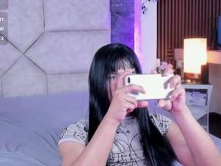 valentino-moon Live Webcam on CamSoda