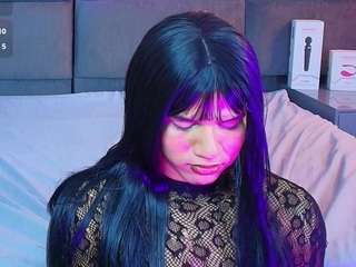 valentino-moon webcam model