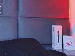 valentino-moon webcam