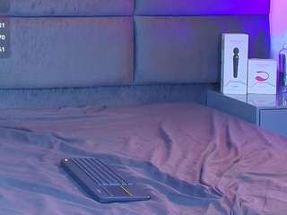 valentino-moon webcam