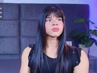 valentino-moon webcam