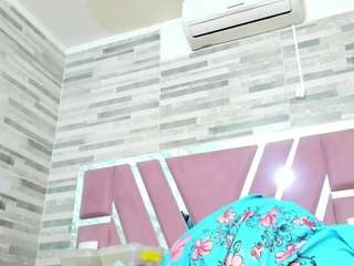 alana-roos webcam