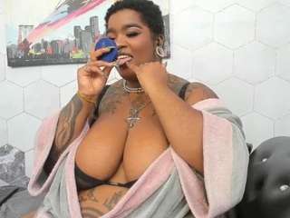 ANA-FUENTES live webcam show