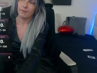 GoddessEvelyn01's Live Sex Cam Show