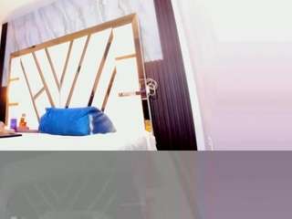  lola-hornei chat room