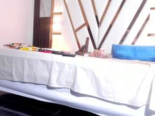 lola-hornei webcam model