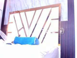 lola-hornei Live Webcam on CamSoda