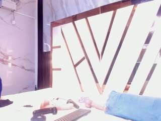 lola-hornei live profile