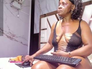 lola-hornei live cam preview