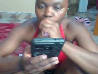 sexycandy2024's CamSoda show and profile