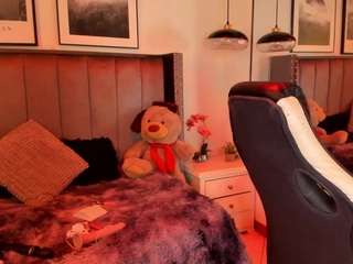 alaia-cute chat room